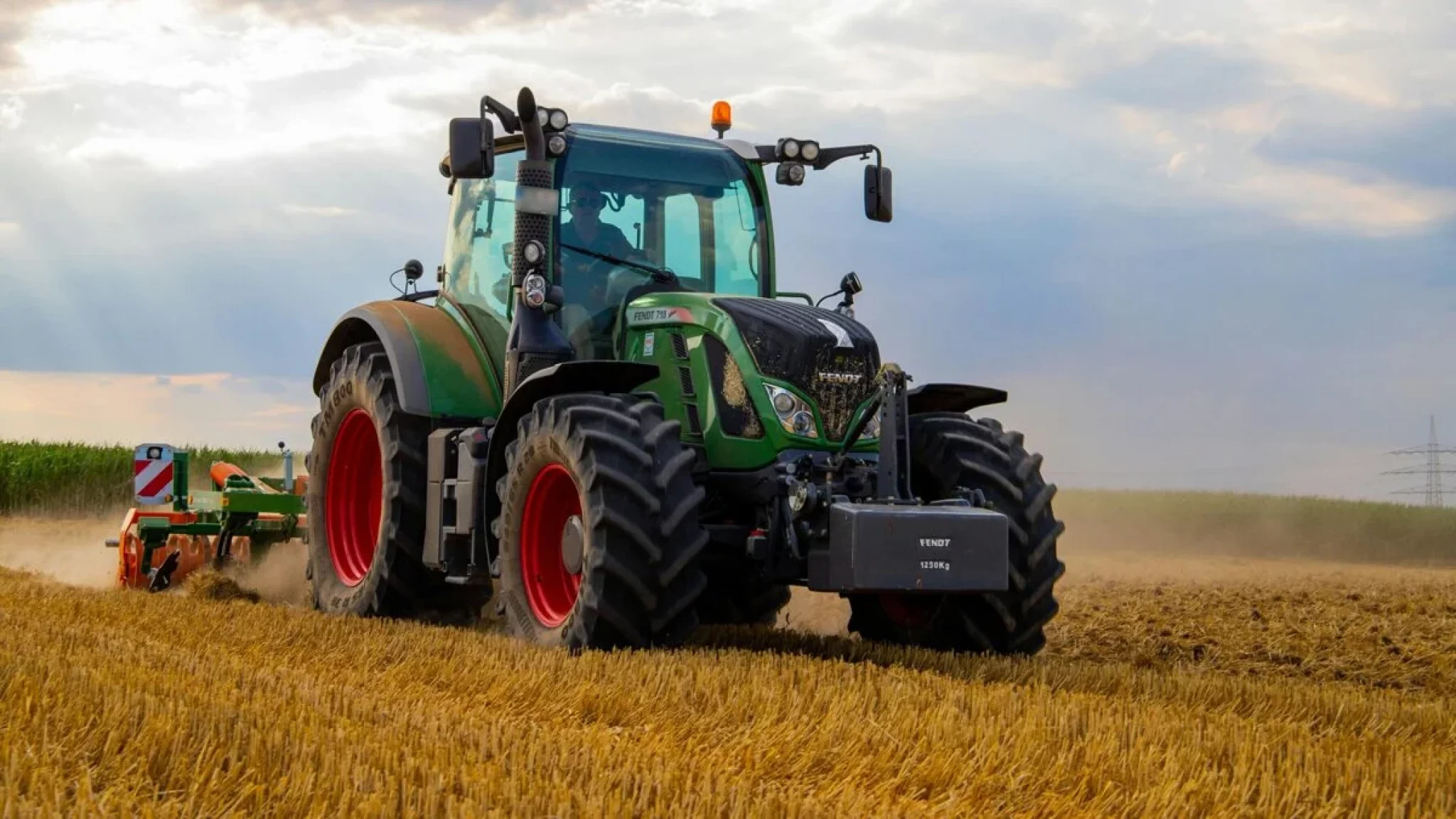 Tractorf5a84ffb46fce454d58c25cbeaf09f02
